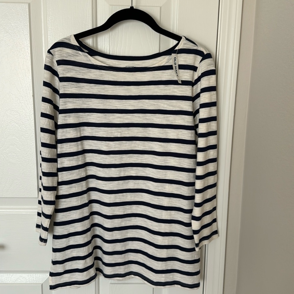 NWT Old Navy Long Sleeve Top M